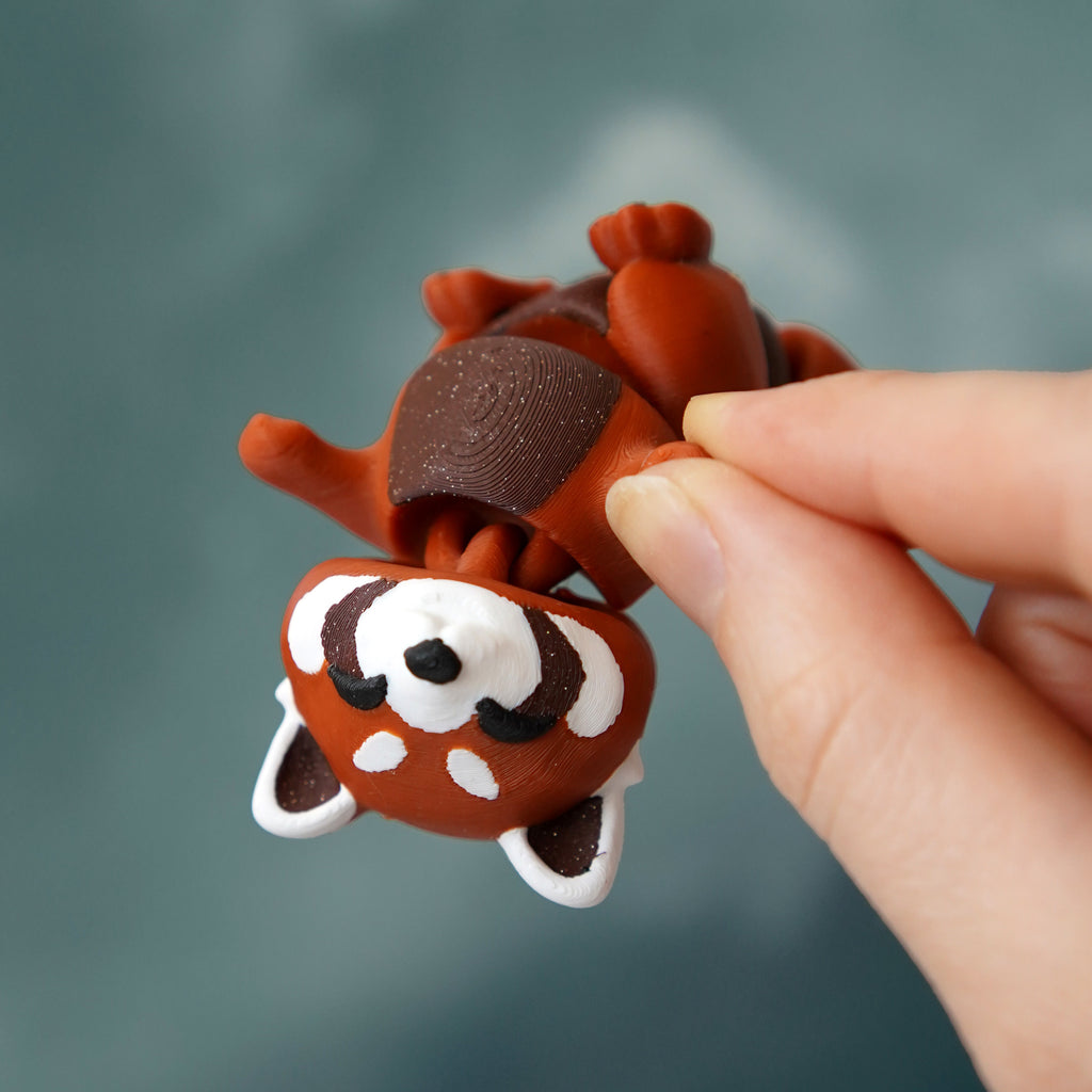 Ruby El Ele Tutuşan Kırmızı Panda