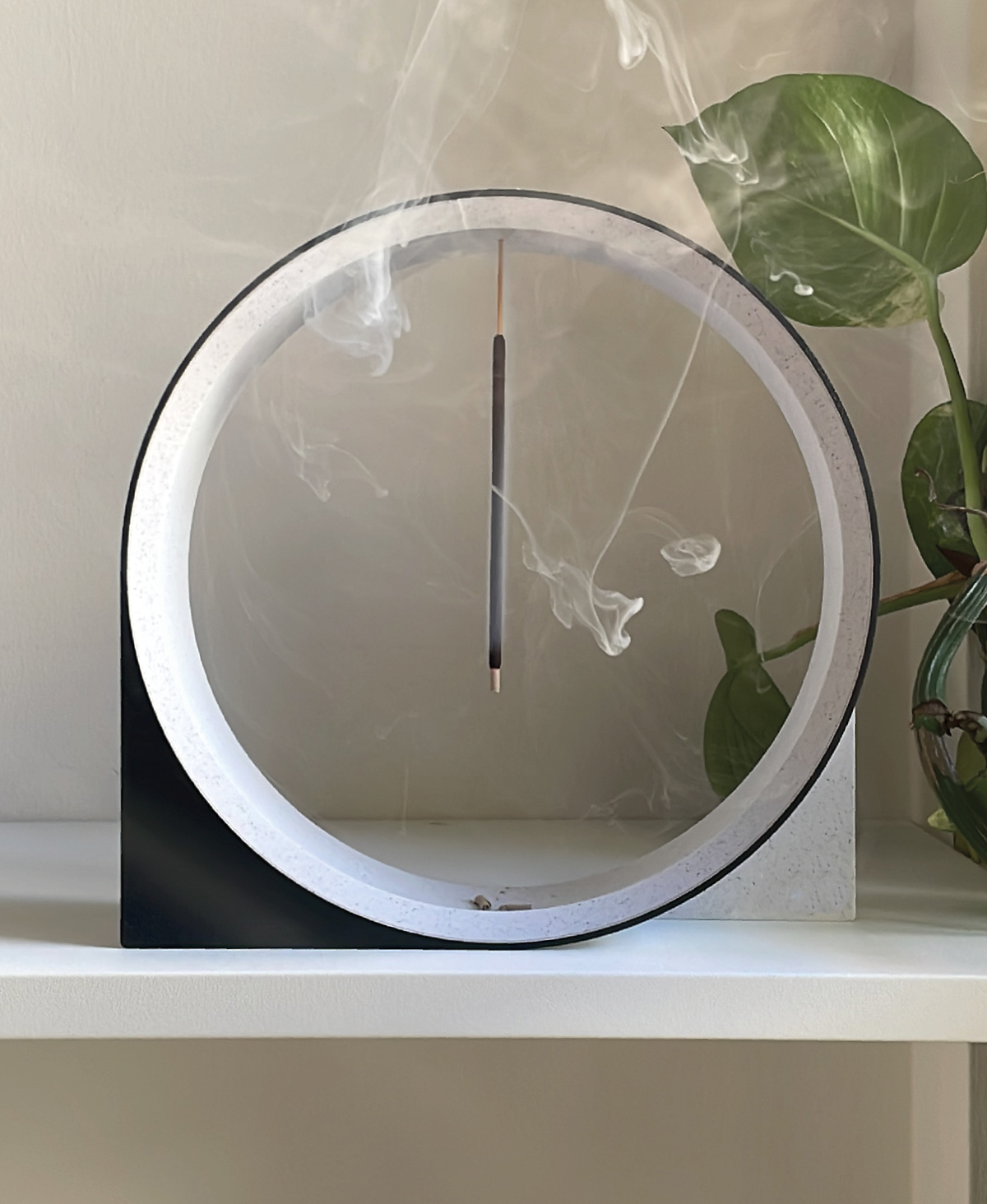 Oslo: Minimalist ve Ayarlanabilir Tütsülük