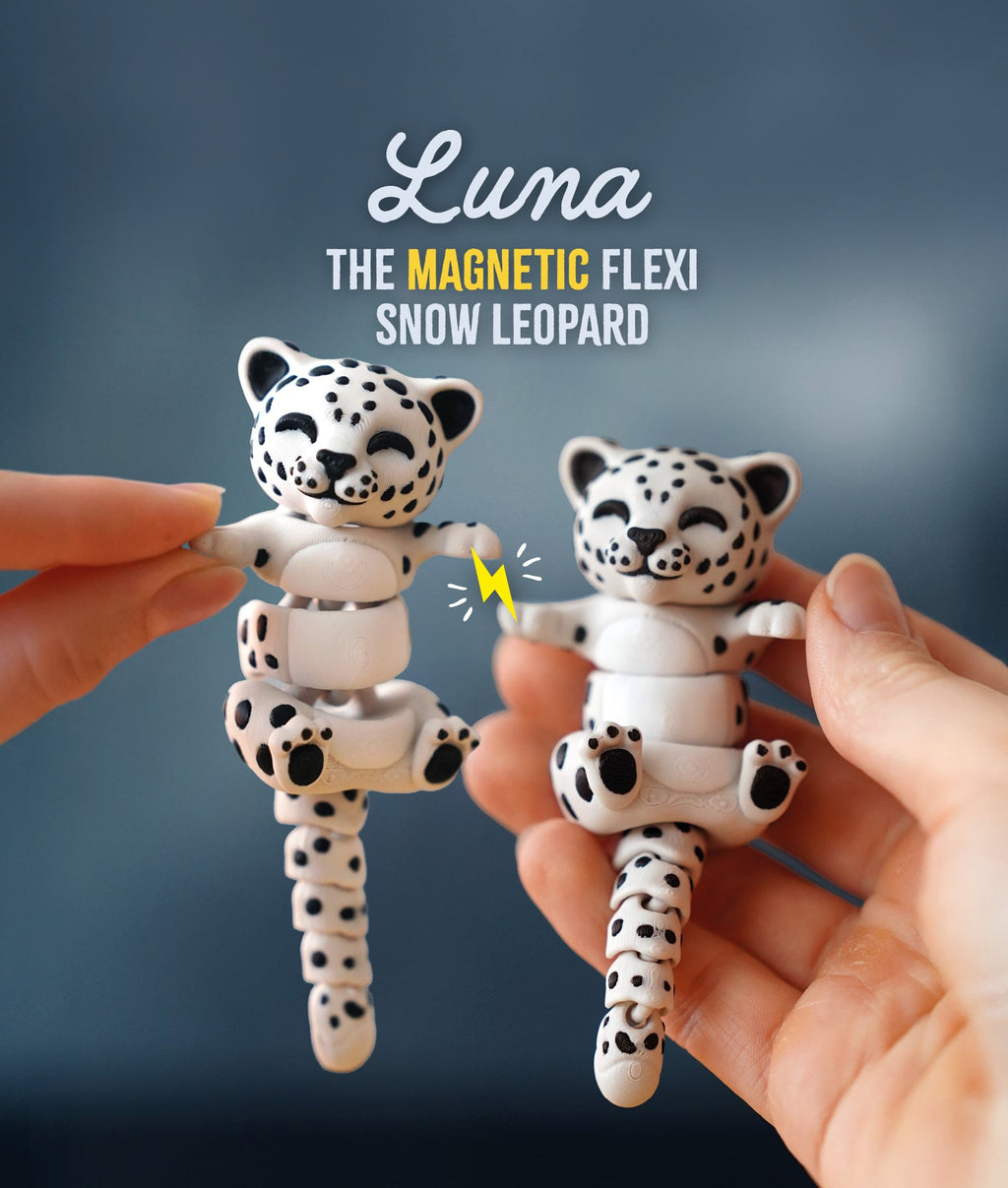 Luna El Ele Tutuşan Kar Leoparı